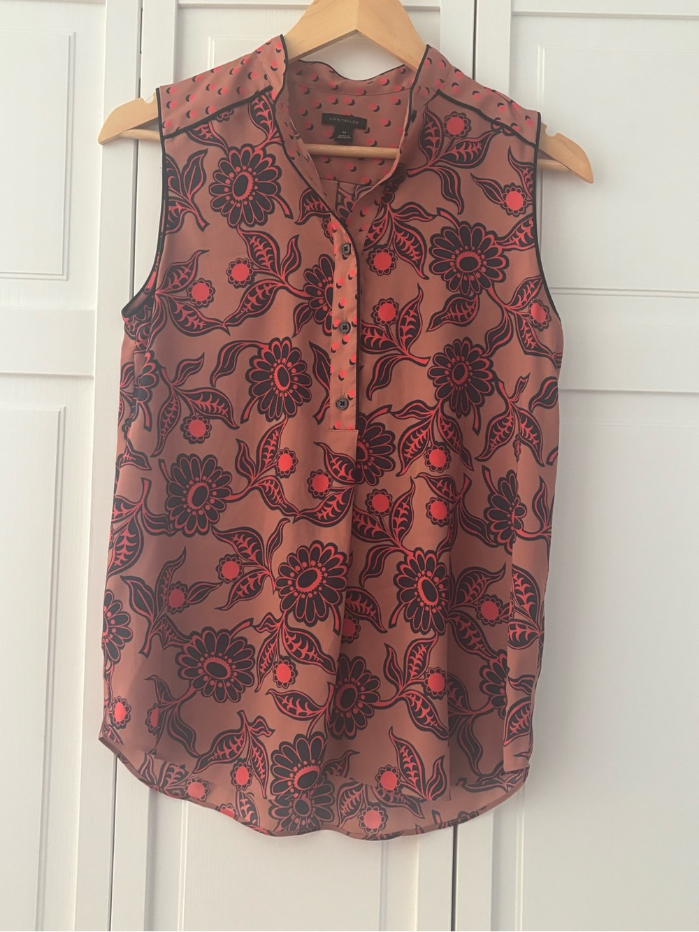 Ann Taylor blouse